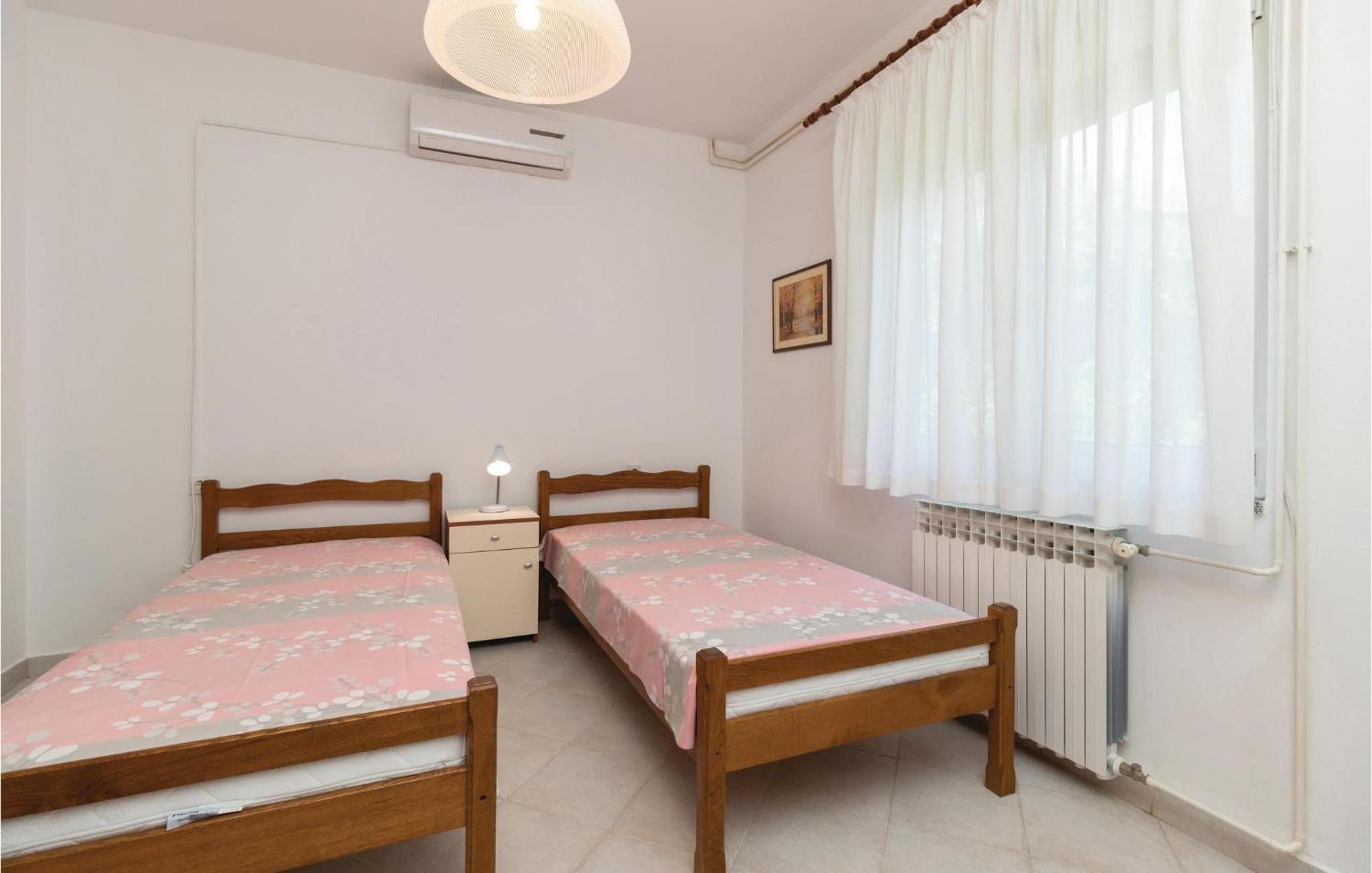 Nice Apartment In Zadar With Kitchen Exteriér fotografie