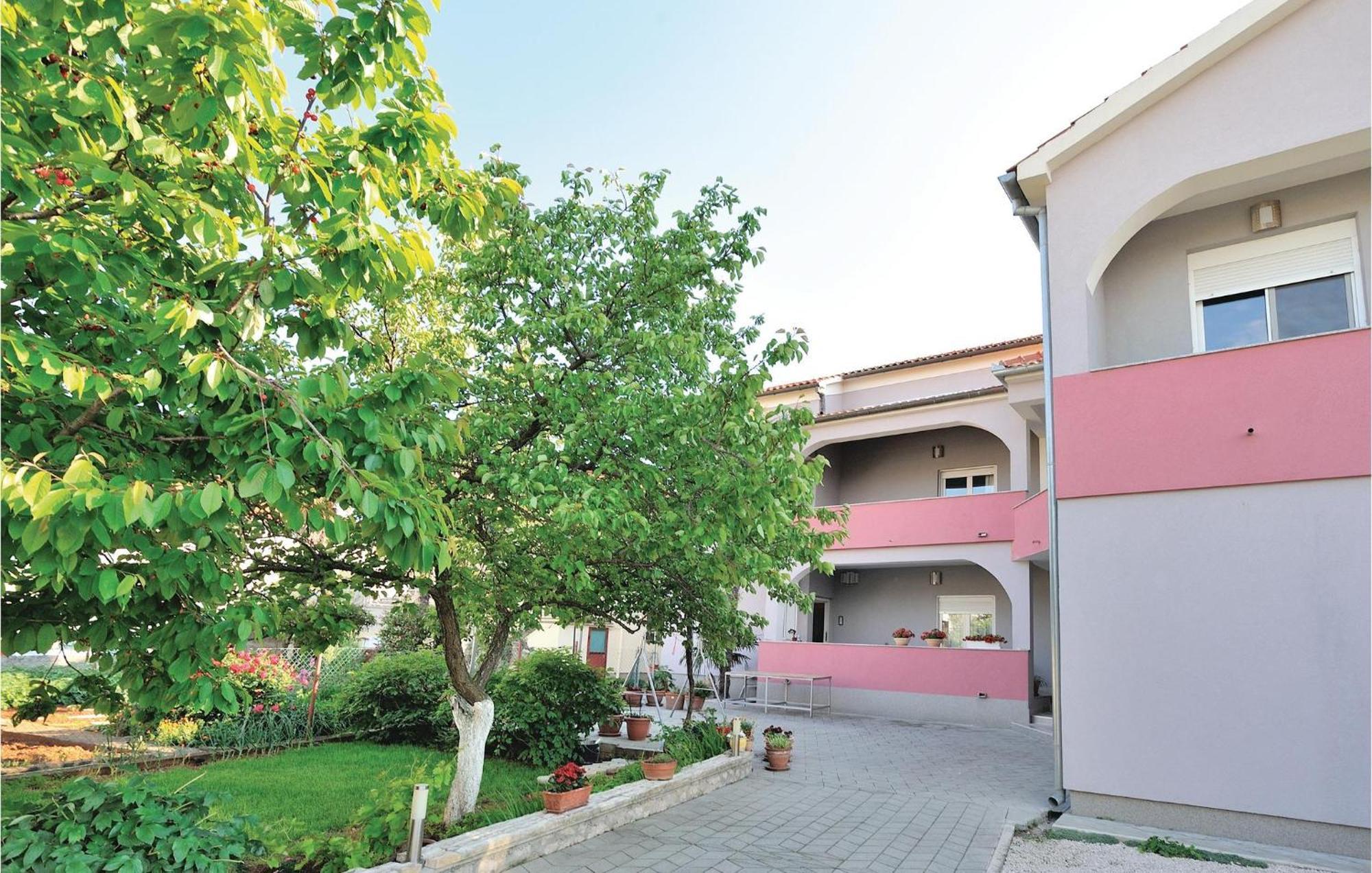 Nice Apartment In Zadar With Kitchen Exteriér fotografie